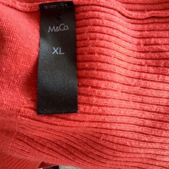 M&Co medium coral sweater pullover. 0552 - Picture 7 of 7